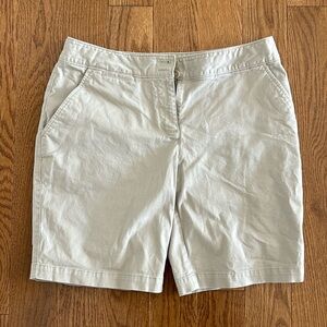 Tommy Bahama shorts size 4. Like new